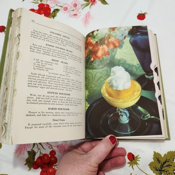 Vintage The American Woman's Cookbook 1951 Culinary Arts Institute Berolzheimer - Picture 5 of 17